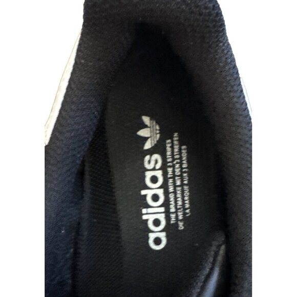 woman's Adidas Originals Superstar Black Size 8 Black & White, Like New - Picture 16 of 16